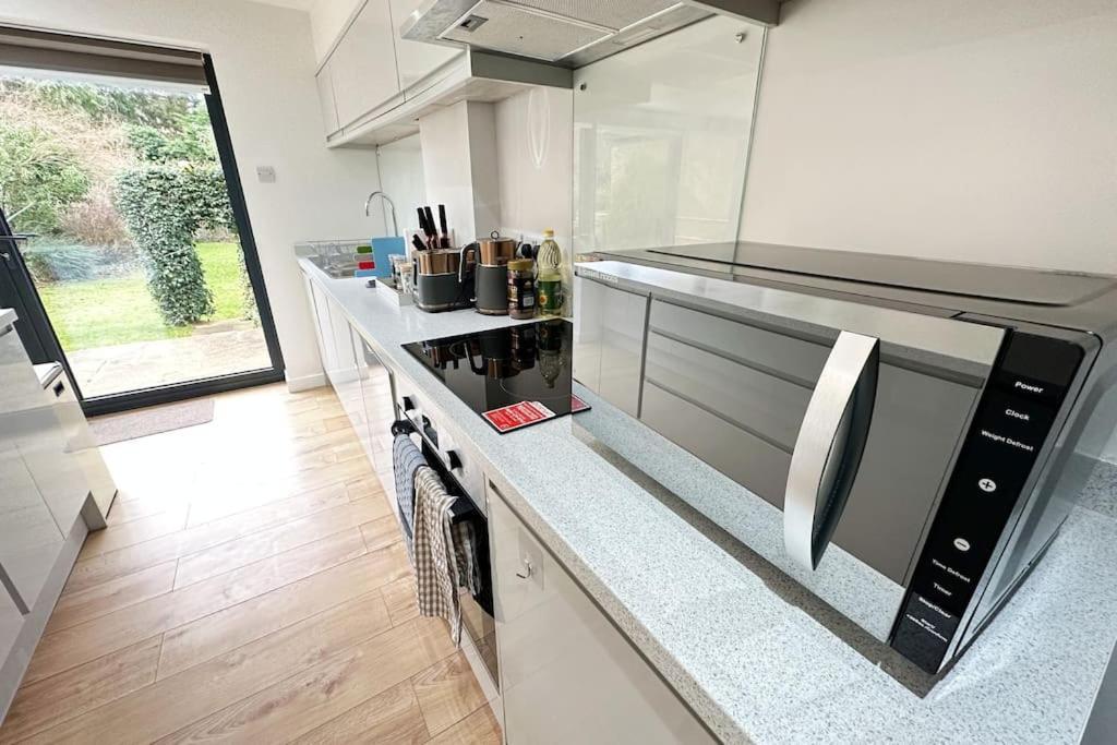 Hutchcomb Villa, 4 Bed Luxury House,Oxford+Parking Exterior photo
